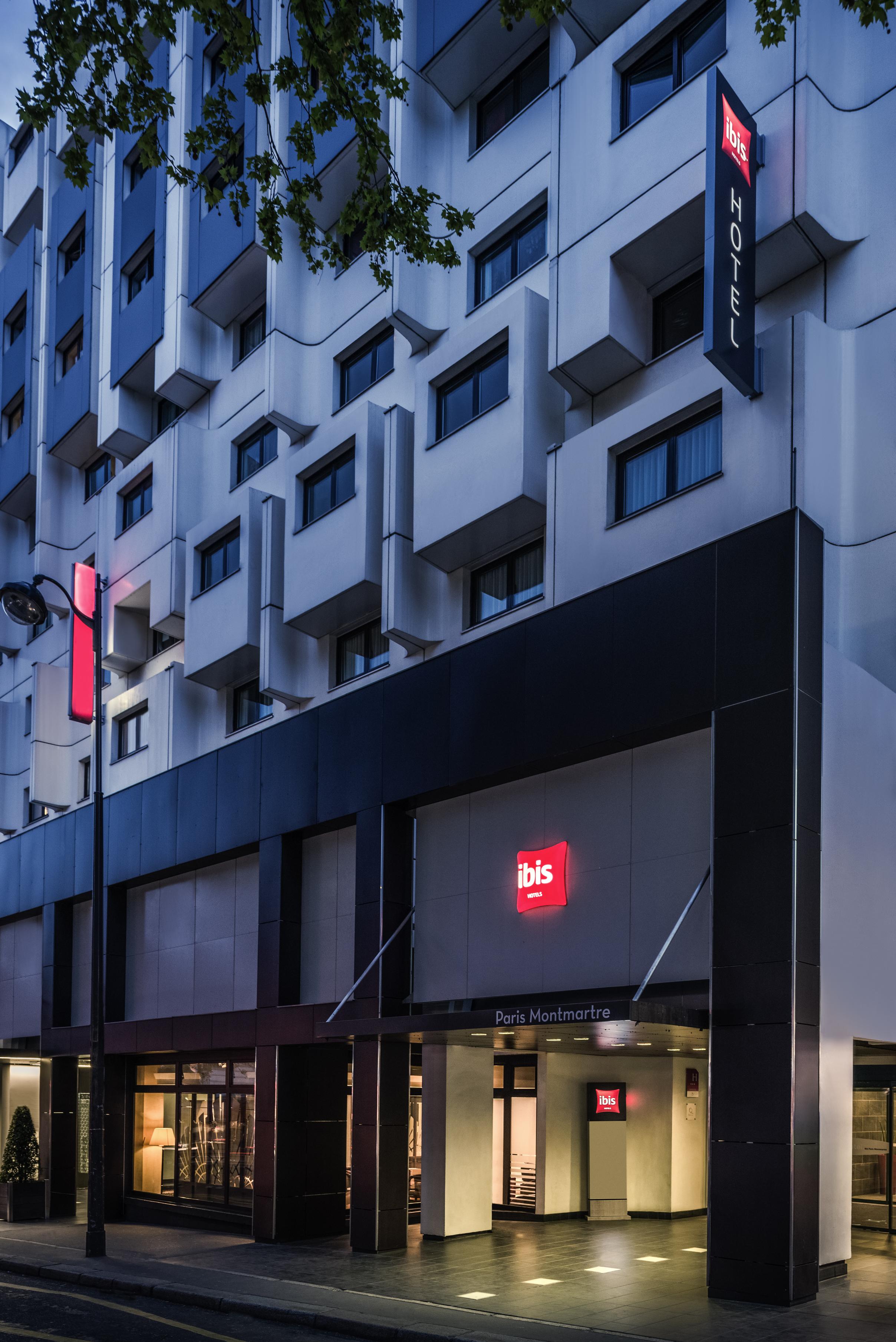 Hotel ibis Paris Montmartre 18ème Esterno foto